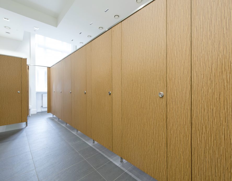 150mm Floor clearance (door and divisions)