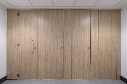 Full height privacy