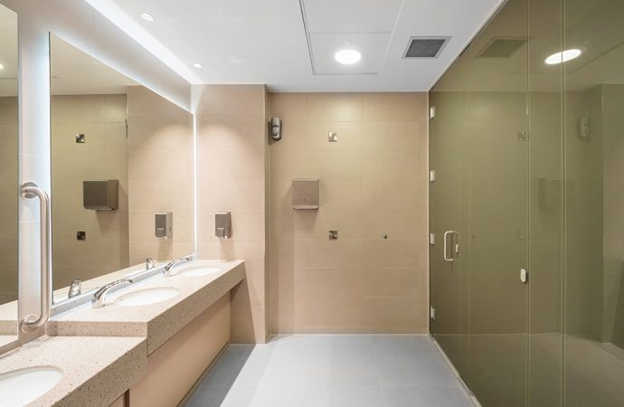 Staybridge, Heathrow