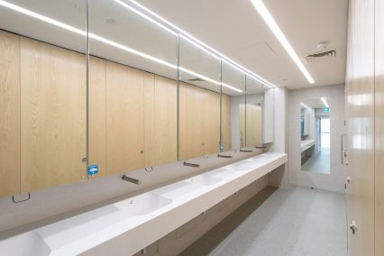 Mirror housing unit