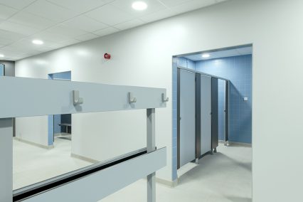 Integrated hooks for garments