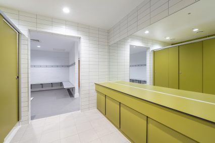 grooming station