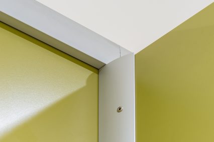 Integrated head rail