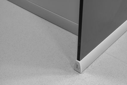 Pilaster feet
